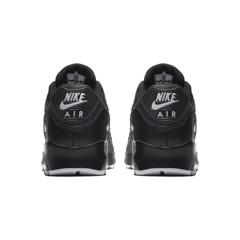 Tênis Nike Air Max Essentials